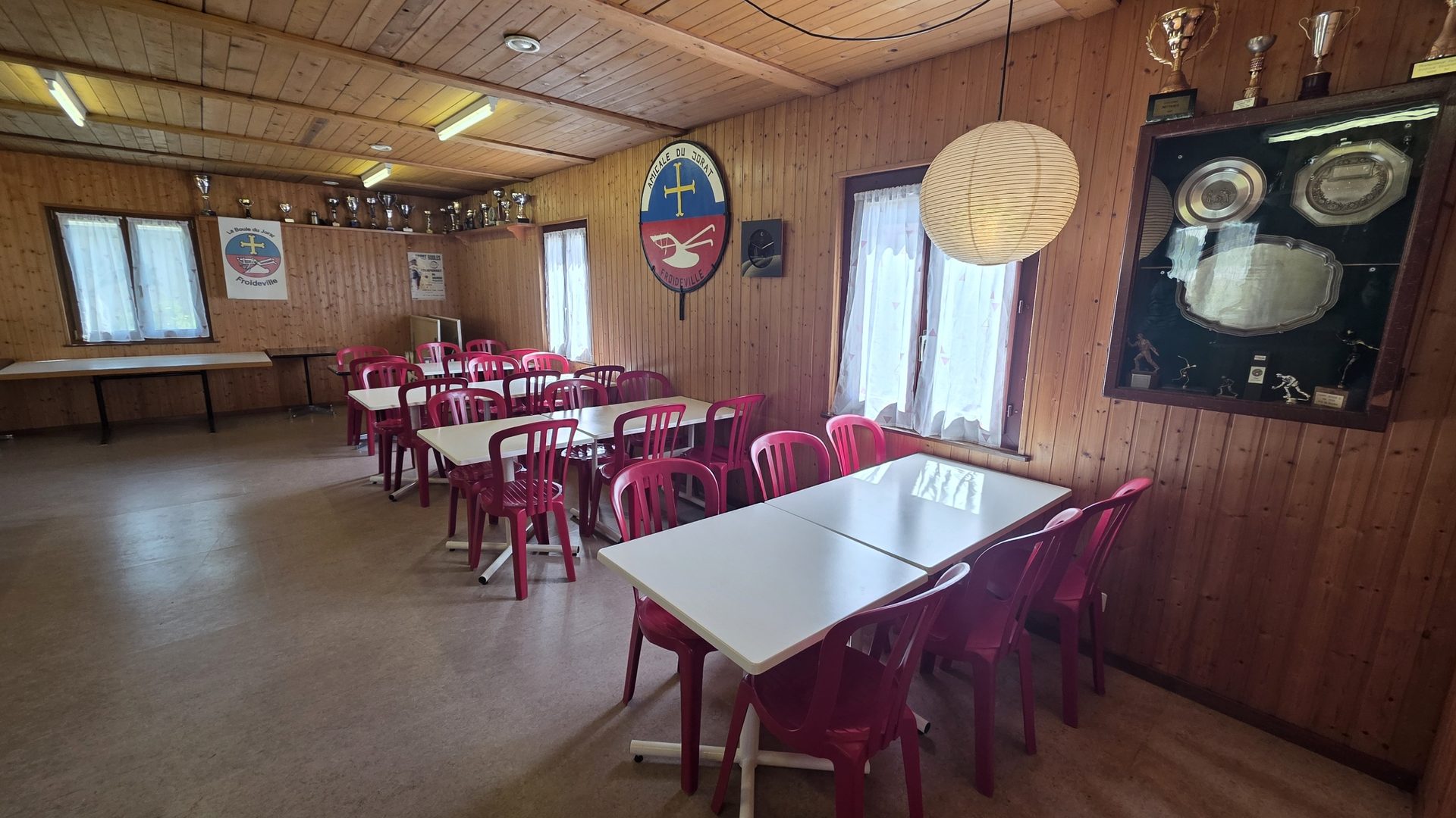 Intérieur du Club House de La Boule du Jorat