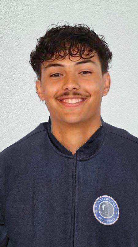 Kiran Meylan, Caissier